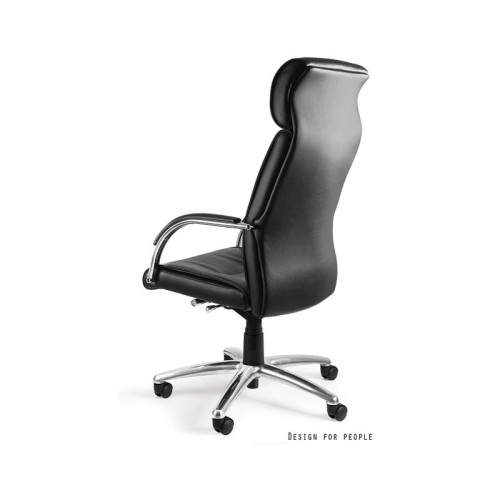 brando-skora (1).jpg