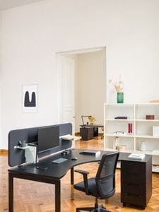 operative ogi_u desk mdd (4).jpg